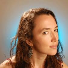 Amy Conwell's Instagram, Twitter & Facebook