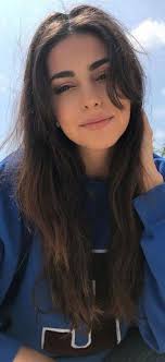 Similar to the blonde mushroom curtain, this version was a big hit for brunette men of the time (think brendan fraser. 110 Curtain Bangs Ideas In 2021 Long Hair Styles Hair Styles Hair