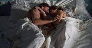 Jan 17, 2015 · the connection between adèle (adèle exarchopoilos) and emma (léa seydoux) is powerful—and palpable—in blue is the warmest color's more intimate scenes. How Normal People Did Sex Scenes So Good