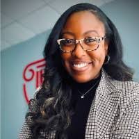 Tia Diggs's Instagram, Twitter & Facebook