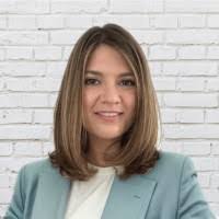 Lori Massi's Instagram, Twitter & Facebook