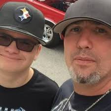 Fundraiser by Liesl Wittkopf : Helping hand for Sean and Sean Jr Brewer