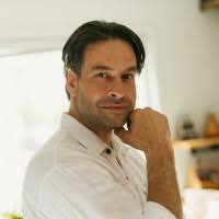 300+ "Likos" profiles