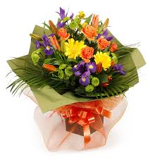 Send a bit of happiness and floral cheer to someone who is recovering from illness and help them speed up their recovery. Flowers In Vox Beautiful Flowers