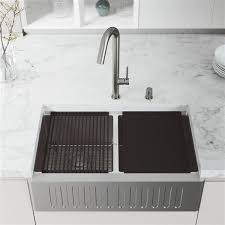 Available in the most current finishes, neera's all the inspiration you need to dive into a new cookbook or two. Vigo Oxford Double Bowl Kitchen Sink 33 In Oakhurst Down Spray Kitchen Faucet And Soap Dispenser Lowe S Canada