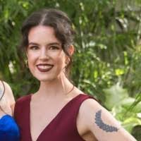 Lauren Botts's Instagram, Twitter & Facebook