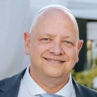 30+ "Michael Kaster" profiles