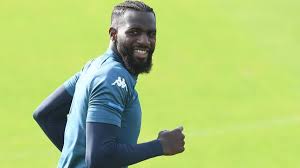 Il centrocampista francese arriva in azzurro in prestito dal chelsea. Napoli Bakayoko Prima C E Il Milan Poi Il Riscatto Dal Chelsea La Gazzetta Dello Sport
