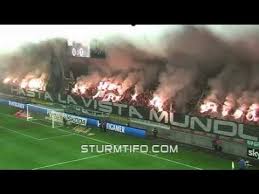 Für rapid war es die erste niederlage gegen sturm seit acht spielen. Sk Sturm Graz Sk Rapid Wien Pyrotechnik Ist Kein Verbrechen Youtube