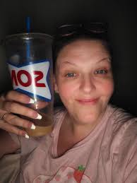 New-ish to the group. First post. Hello coffee family ! ☕👋 Any parents  dealing with teething toddlers? I was up constantly last night since my  son's teething which means he's nursing like