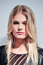 Surviving And Combating The Most Common Summer Hair Issues Long Hair Styles Summer Hairstyles Hair Styles