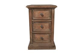 We did not find results for: 25 Three Drawer Traditional Chairside Chest In Brown Mathis Brothers Furniture