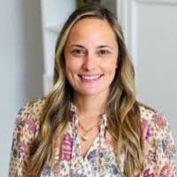 Beth Schunke's Instagram, Twitter & Facebook