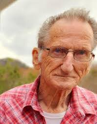 Gabriel Biggs's Instagram, Twitter & Facebook