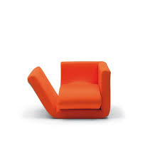 Scegli le poltrone in tessuto per completare il tuo soggiorno. Poltrona Ori Tami Di Campeggi Design Giulio Manzoni Arredamento Design Campeggi Poltrone Poltrona Letto
