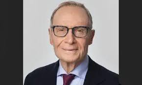 美媒报道美国亿万富豪、私募先驱托马斯·H·李在办公室开枪自杀，其身家20 亿美元，哪些信息值得关注？