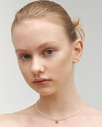 how to wear the angelic essence in your everyday life