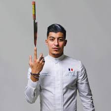 Opposé à sarah mainguy, mohamed cheikh s'adjuge le titre de top chef 2021. Mohamed Top Chef Home Facebook