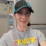 Ashlyn Mathias's Instagram, Twitter & Facebook