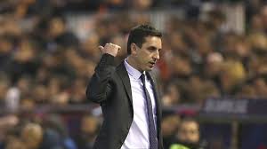 A valencia legend says gary neville should apologise and resign. Gary Neville Valencia Deserved More Than A Draw Eurosport
