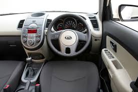 Styling combines charm and character, which draws the eye of optional cool items: Used Kia Soul Hatchback 2009 2013 Interior Parkers