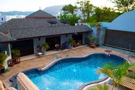 Bomanite pool construction in el paso, tx construct, install, and renovates pools for homes & businesses at an affordable rate. Pro Pool Builder El Paso Tx A Plus Pool Contractor And Service