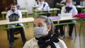 Ministro cuenca indicó que el retorno a clases presenciales es una prioridad en perú. Desde El Comienzo De Las Clases Presenciales En Caba 88 Burbujas De Alumnos Consiguieron Ser Aisladas Canillita Digital