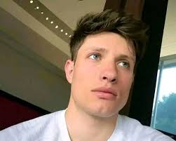 Should I get a face tattoo?