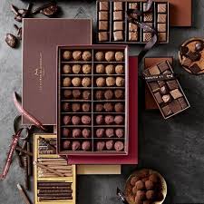 Salmon Recipes Discover La Maison Du Chocolat Assorted Chocolates 28 Pieces La Maison Du Chocolat Assorted C Chocolate Assortment Salmon Recipes Chocolate Work
