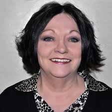 And she looks like a pageant queen, go figure. 👀