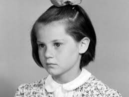 Portretfoto's uit 1943: glimpen van geluk van voor de Shoah