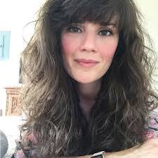 Lindsay Thurston's Instagram, Twitter & Facebook