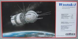 Mit dem sowjetischen kosmonauten juri gagarin gelangte am 12. Wostok 1 1 25