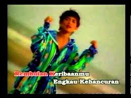 Setelah aku kau milikimereka lihat ku tersenyumgembira bagai tiada dukabegitu indah dipandangantapi hatiku keretakan bagai sinarpurnama terang yang. Shima Setelah Aku Kau Miliki Youtube