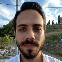 800+ profilů „Kezer“