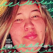 Abbi Baker's Instagram, Twitter & Facebook