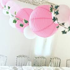 Tenemos una gran variedad de manualidades para bautizo. El Bautizo De Laura Decoracion Bautizos La Fiesta Jamas Contada