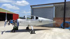 This man built a plane for his family ...