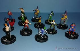 Todo lo que un jugador necesita para crear personajes heroicos para el juego de rol más importante. Lote Figuras Heroclix Marvel Dc Sold Through Direct Sale 46670760