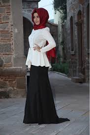 En Sik Tesettur Kuyruklu Balik Etek Modelleri Moda Tesettur Giyim Moda Stilleri Etek Modelleri Etek