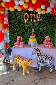 When the guest of honor walks in they'll love this golden decor. Check Out The 12 Most Popular Boy 1st Birthday Party Themes Catch My Party