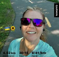 2088,89,90🏃‍♀️💥🇺🇦🌻Here it is for the last three days. The weather has  been nothing but great these last few mornings. 300s x3✓ Happy run & be  safe always💕