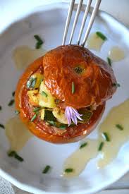 Tomates Farcies Vegetariennes Aux Saveurs Provencales Les Recettes De Juliette Recette Plat Vegetarien Recette Tomates Farcies
