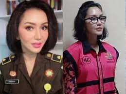 Sejak saat itu, dia tak lagi menerima gaji tapi mendapat uang. Mencegah Petaka Pemberantasan Korupsi Dalam Kasus Pinangki Bung Hatta Anti Corruption Award