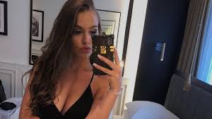 Schon lange hat man in den sozialen netzwerken schon ni. Laura Muller So Sah Die Wendler Freundin Fruher Aus