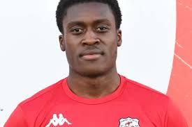 LEKAN SIGNS A CONTRACT