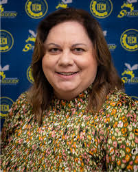 Debbie Cheek's Instagram, Twitter & Facebook