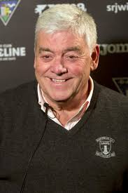 Alex Edwards: Tributes paid to Dunfermline and Hibernian great