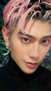 Pink Hair Fashion Inspiration in Modern Architecture