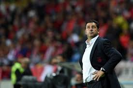 Ao fim de duas épocas, deixa o clube para treinar os juniores no sport lisboa e benfica, 1 em 2004. Rui Vitoria Vamos Defrontar Onze Jogadores Do Sporting Nao Sei Se Uma Equipa I Liga Sapo Desporto